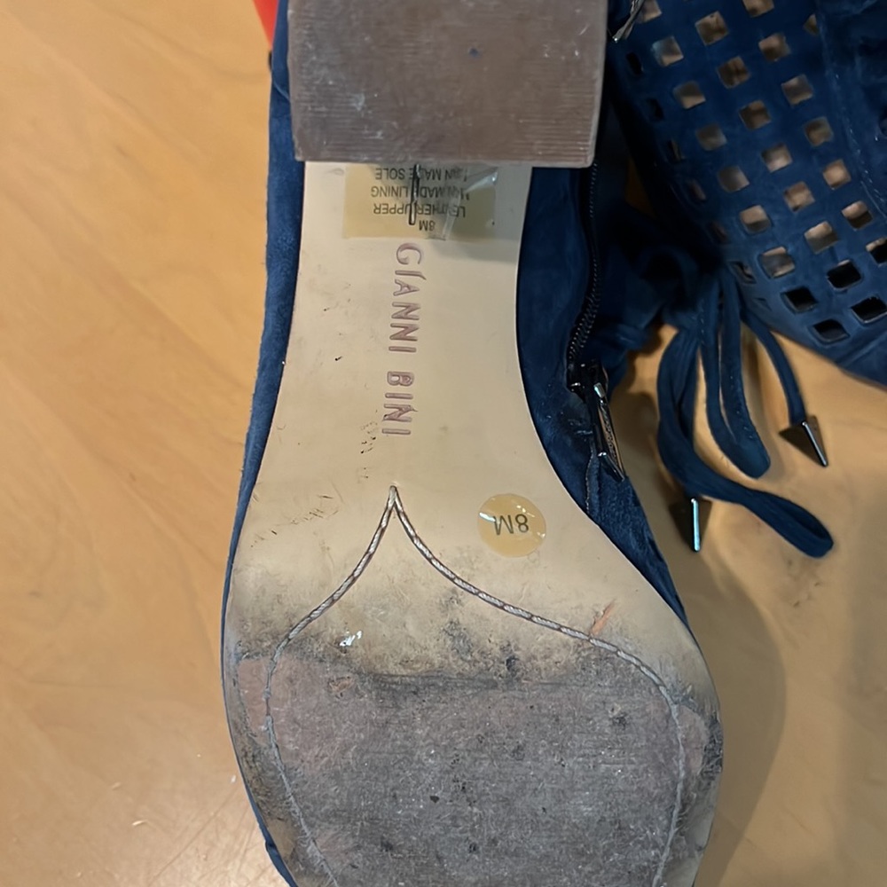 Open toe bootie - Picture 3 of 5